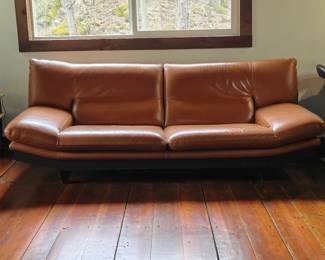 003 – Nicoletti Italian Leather Mid-Century Sofa (Made in Italy) – 88 x 38 x 33