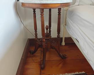 018 – Victorian Marble Top Round Side Table