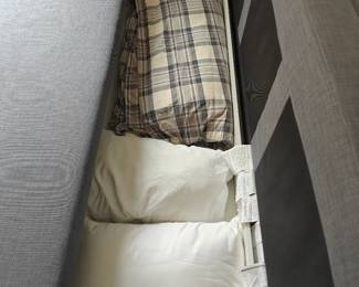 006 – IKEA Friheten Sleeper Sofa, Gray – 89 x 38 x 30