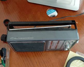 GE Band Portable Radio second image