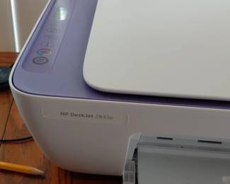 DeskJet e AllinOne Printer third image