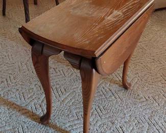 Oak Drop Leaf Accent Table