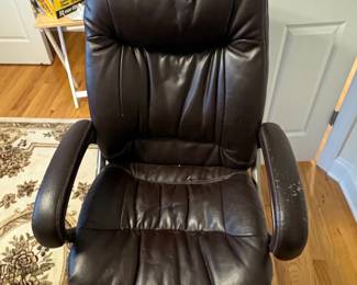 Brown Faux Leather Executive Office Chair