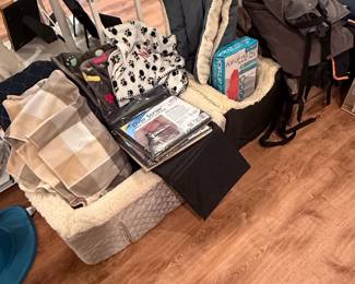 Pet Bedding and Accessories Bundle