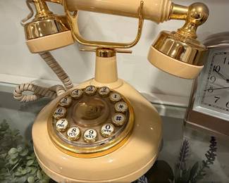 Vintage Western Electric Princess Style Rotary Dial Telephone