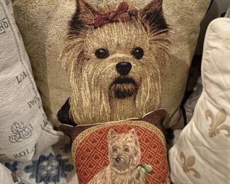 Pillows third image