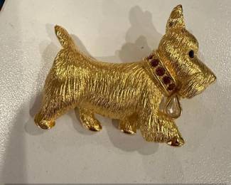 Napier Gold Tone Scottish Terrier Brooch with Red Rhinestones and Faux Pearl