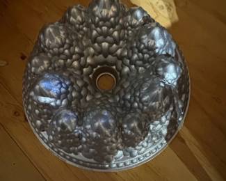 Nordic Ware Pine Forest Bundt Pan