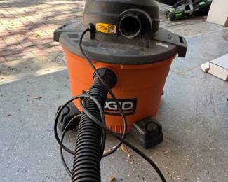 RIDGID Gallon . Peak HP NXT Wet or Dry Shop Vacuum