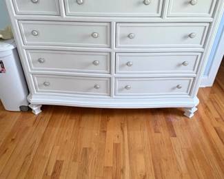White Drawer Dresser with Octagonal Knobs