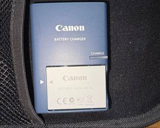 Canon PowerShot S Digital Camera with Accessories second image