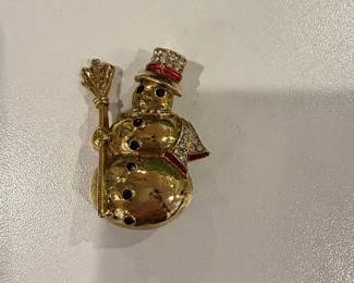 Gold Tone Snowman Brooch