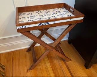 Wooden Folding Tray Table with Floral Insert