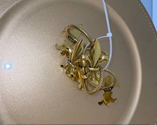 Godinger Baroque SilverPlated Charger Plates  Set of