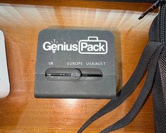 Genius Pack Universal Travel Adapter