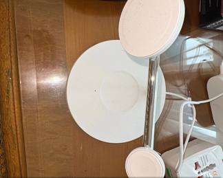 Belkin BOOST CHARGE PRO Wireless Charging Stand with MagSafe WIZ