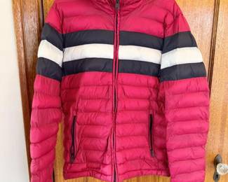126 TommyHilfigerHoodedSkiPufferJacketSizeMed