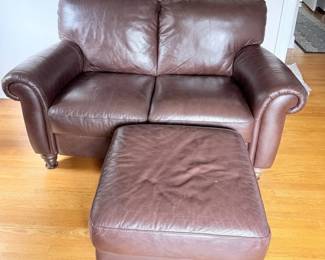 141 ItalsofaLoveseatwMatchingOttoman