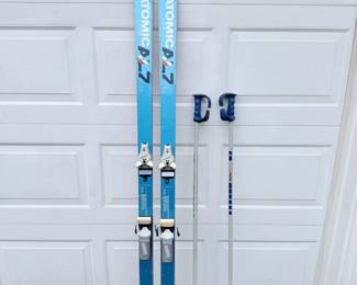 18 AtomicARC190cmDownhillSkisPoles