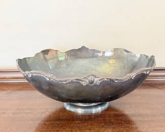 143 WilcoxRochelleSilverPlatedDish