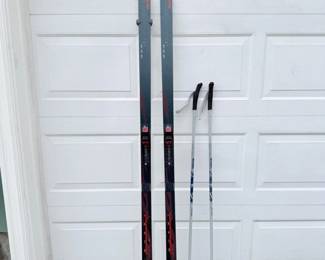 60 FischerSportsCrownEF205CrossCountrySkisPoles