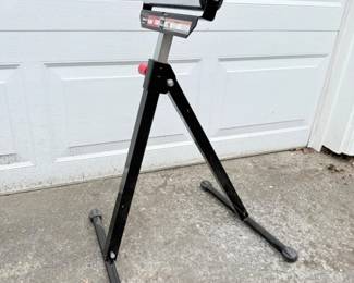 117 HaulMasterRollerStand