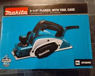 Makita 6.5 amps 3-1/4 in. Corded Planer Tool Only