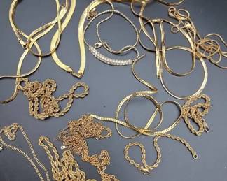 Gold Look Chains Of All Sorts