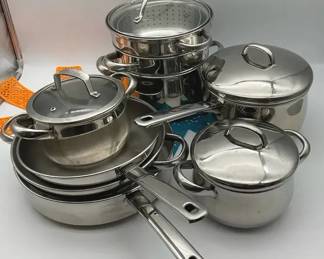 14pc Set Of Tools Of The Trade Grand Prix Pots  Pans