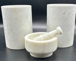 Crocks white marble mortar and pestle set