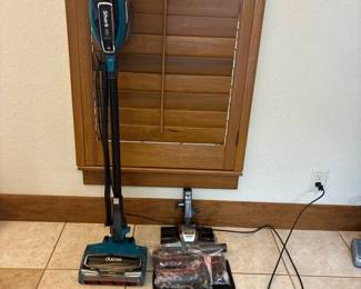 Shark APEX Duo Clean Vacuum Works