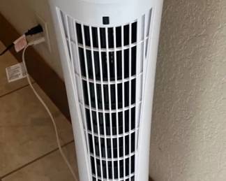 Honeywell 38 Oscillating Tower Fan wRemote