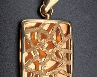 14k Gold Cutout Pendant