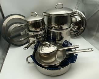 16pc Set Of Pots  Pans