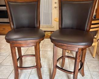 Bar Height, Stools Swivel