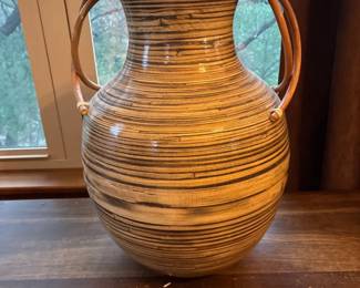 Return Amphora Vase