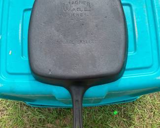 Square Wagner skillet