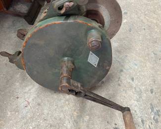 Large hang grinder
