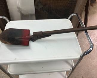 Army shovel 