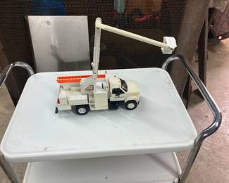 Bucket truck