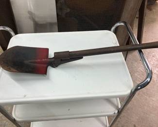 Army shovel