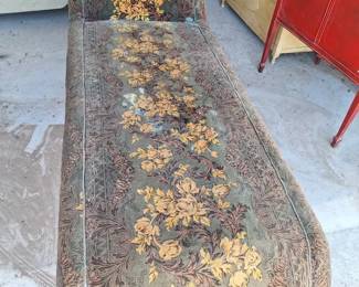 Vintage Upholstered Chaise Lounge  Floral Pattern w Wood Frame