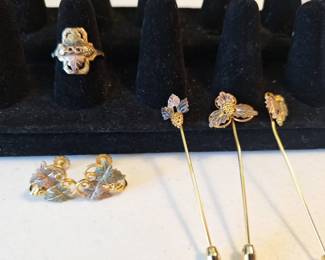 Black Hills Gold Jewelry Lot  Ring, Earrings  Stick Pins