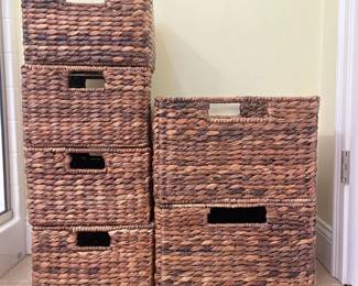 090 lotof8wovenbrownbaskets