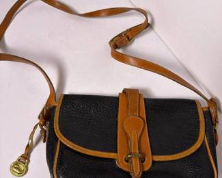 004 dooneyandbourkeovertheshoulderleat