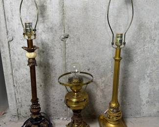 194 threecontemporarytablelamps