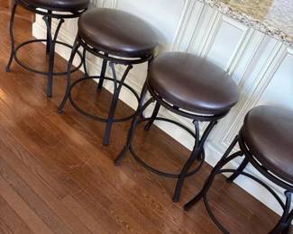 038 setof4hillsdalefurniturebacklesssw