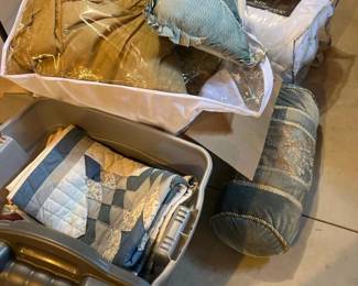 208 beddingandotherlinens