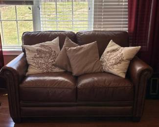 021 brownleather2seatloveseatwithrolle