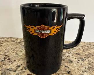 122 2004hallmarkharleydavidsonblackcera